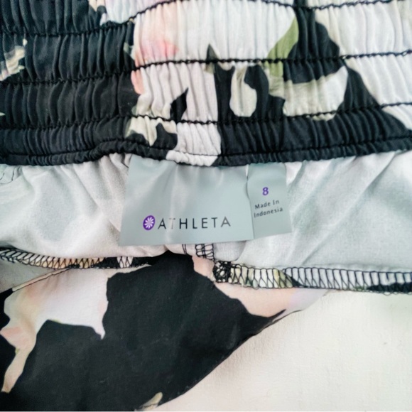 Athleta Hudson Board Shorts Size 8 Tropical Black Floral Swim Surf Pockets - Picture 3 of 5